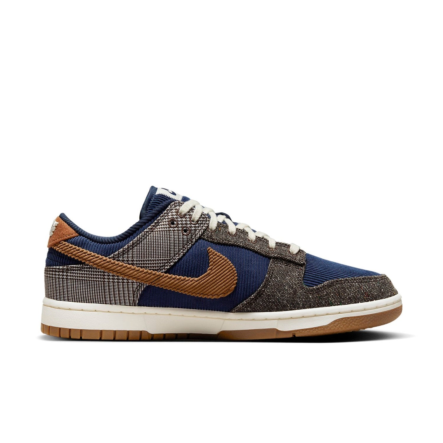 Nike Dunk Low ‘Tweed Corduroy’
