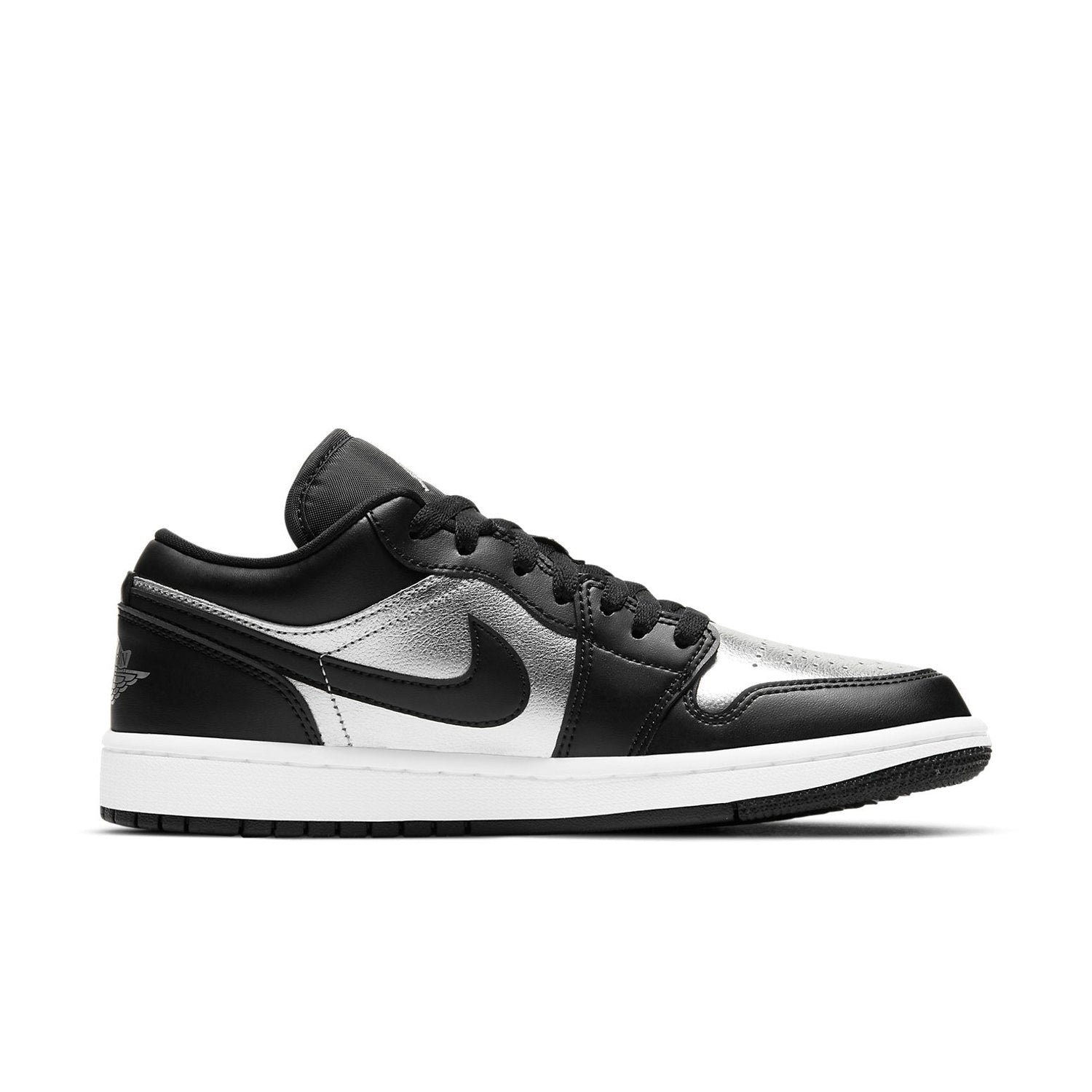 Air Jordan 1 Low SE ‘Silver Toe’