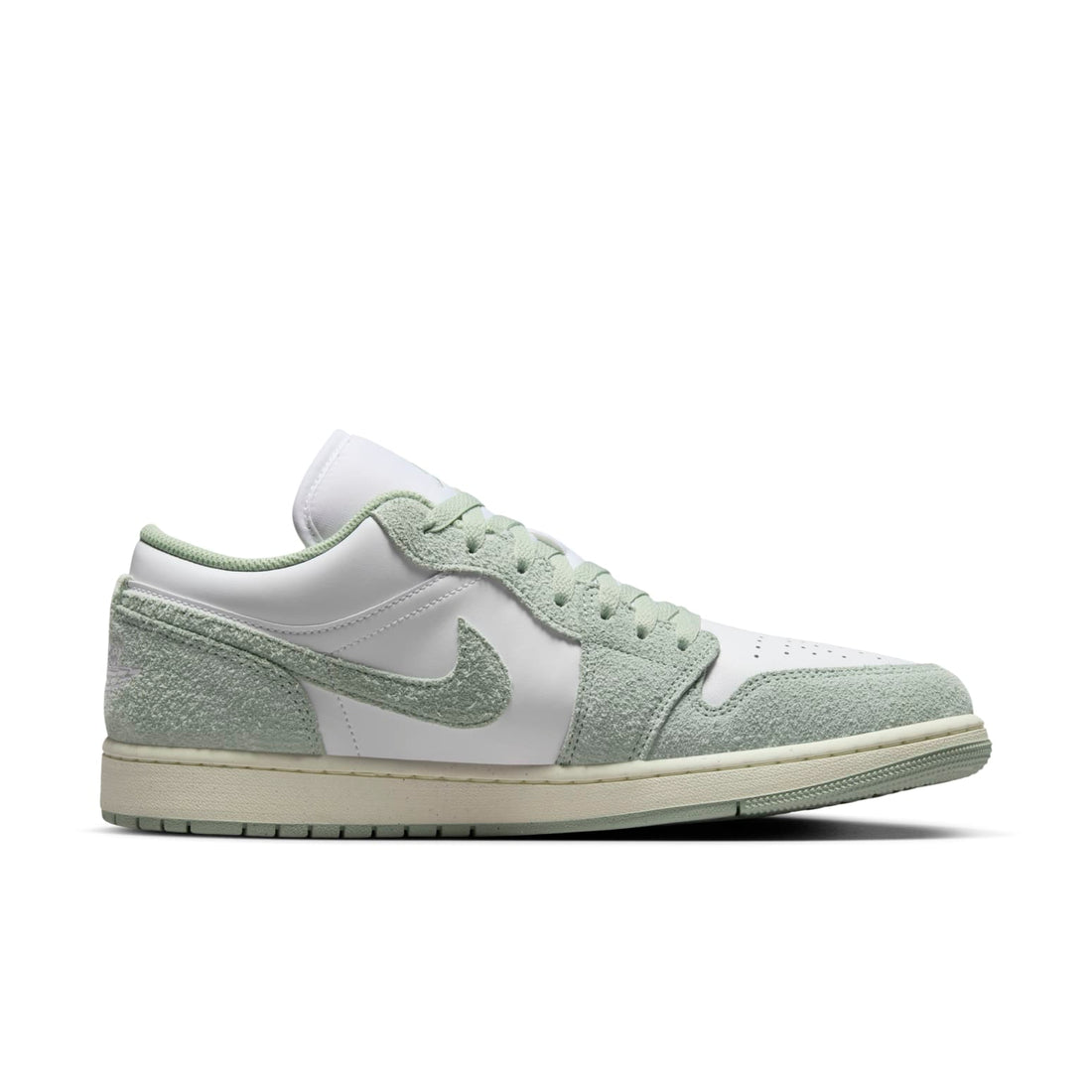 Air Jordan 1 Low SE ‘White Seafoam’