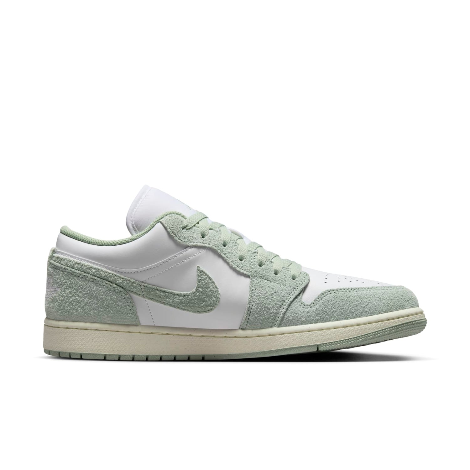 Air Jordan 1 Low SE ‘White Seafoam’