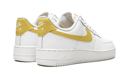 AIR FORCE 1 LO MNS WMNS "White / Saturn Gold" 315115 170