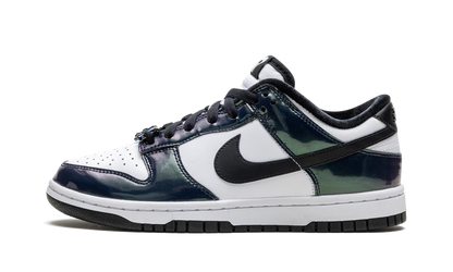 Dunk Low SE WMNS "Just Do It Iridescent" FQ8143 001