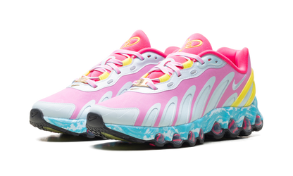 Air Max DN8 WMNS "Doernbecher" IO7689 921
