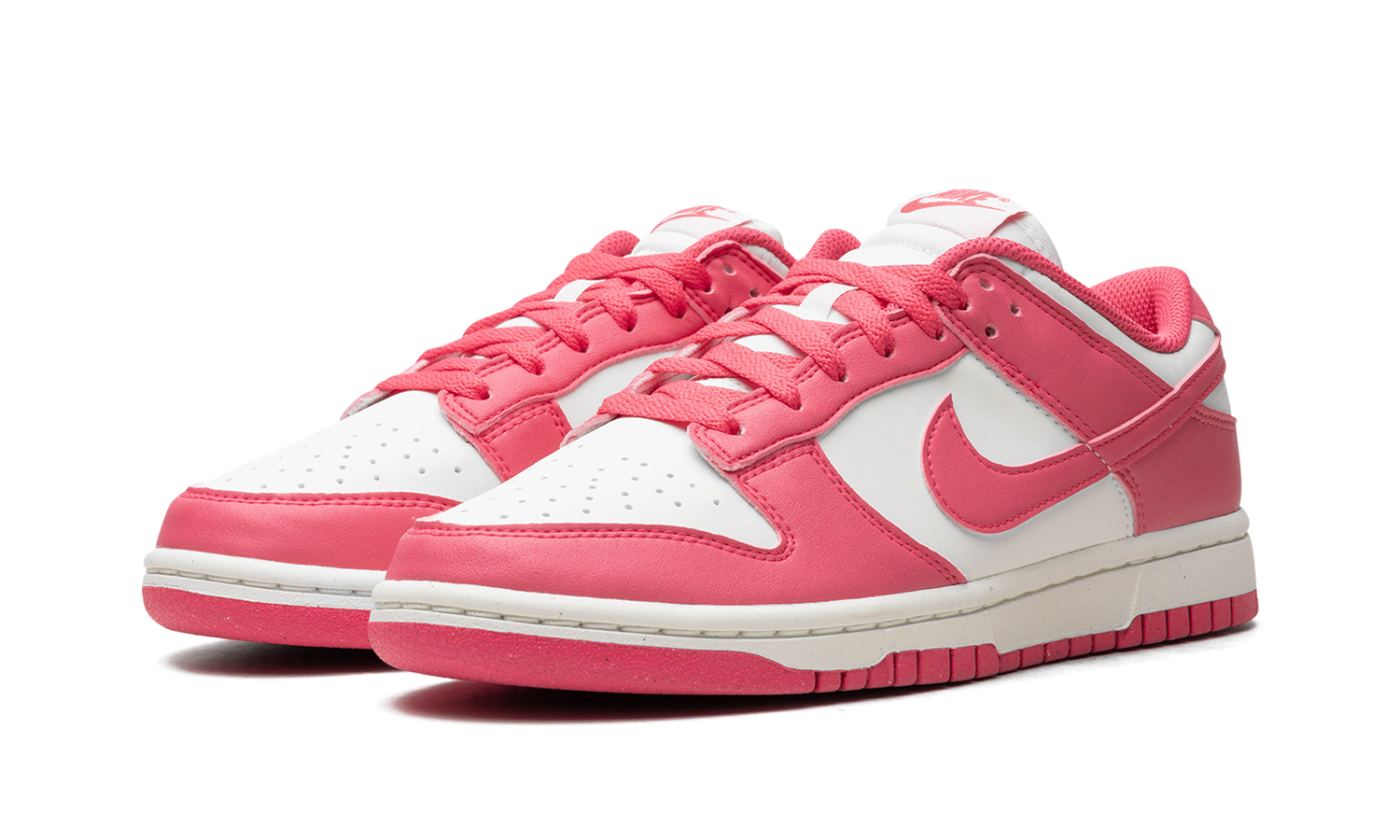 Nike Dunk Low. WMNS "Pink" DD1873-600