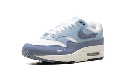 Nike Air Max 1 &