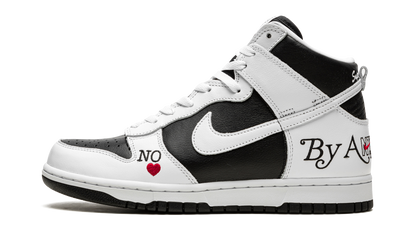 SB Dunk High "Supreme - By Any Means - White/Black" DN3741 002