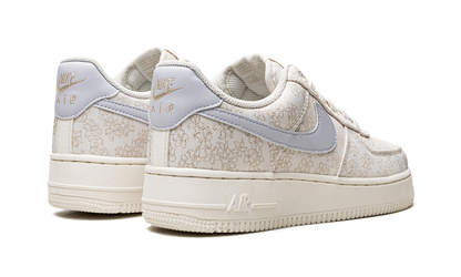 AIR FORCE 1 &