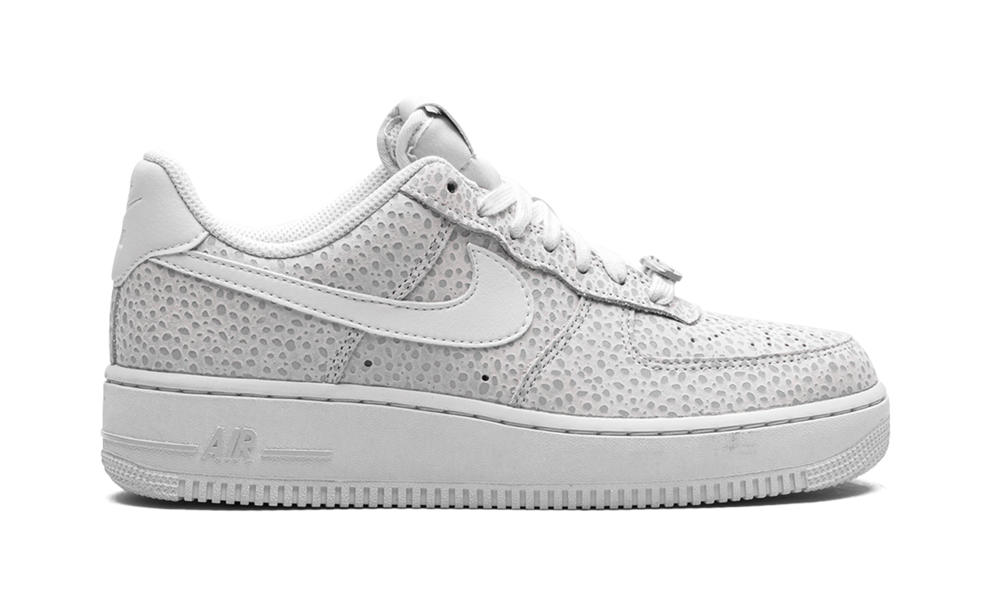 AIR FORCE 1 &