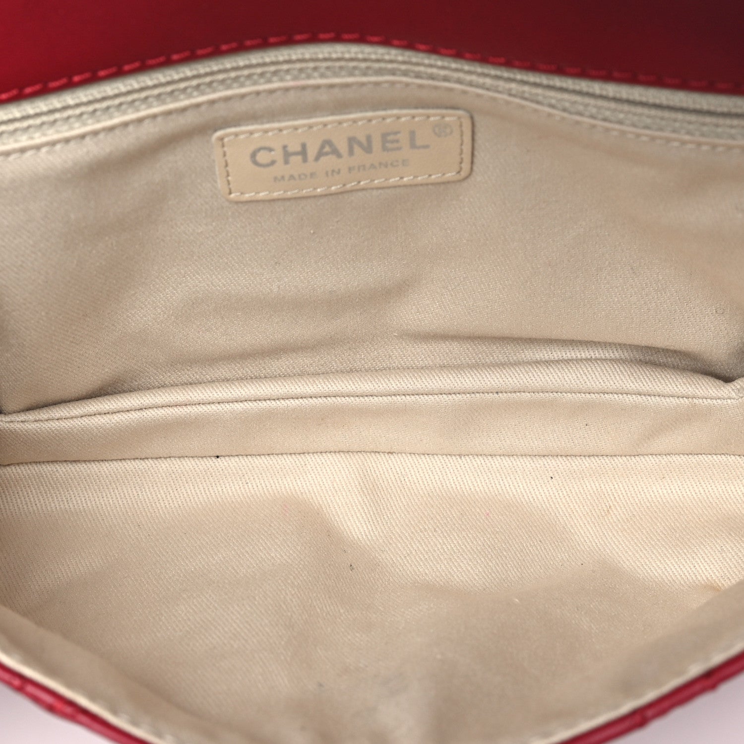 Calfskin Quilted Double Stitch Hamptons Clutch with Chain Red Red