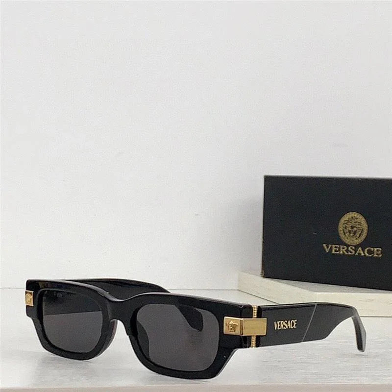 Versace VE4465 GB1/87 53-18 Rectangle Unisex SUNGLASSES ✨