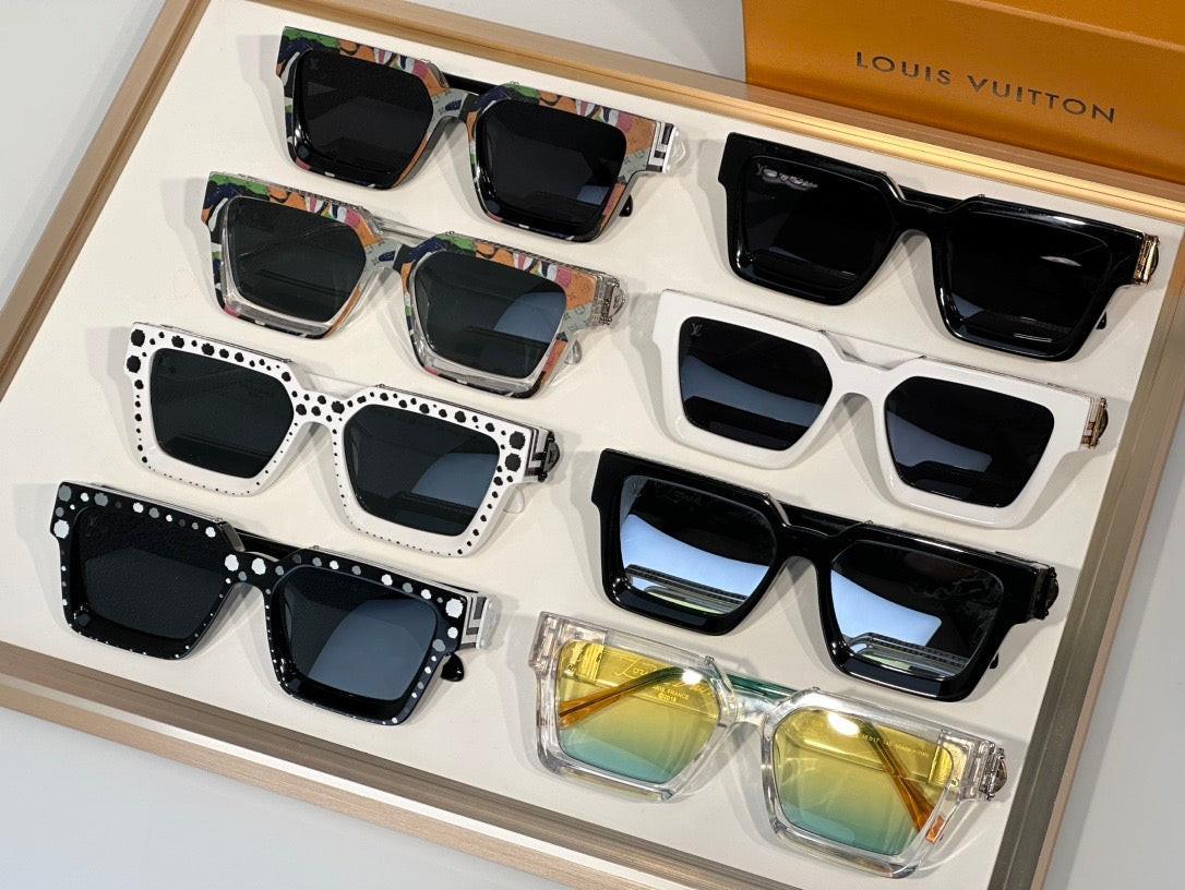 Louis Vuitton Z1910E LV Clash Low Square Sunglasses  ✨