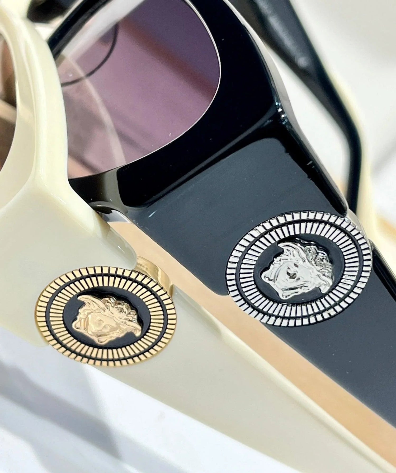 VERSACE MEDUSA RUNWAY SQUARED 9608 Sunglasses Women&