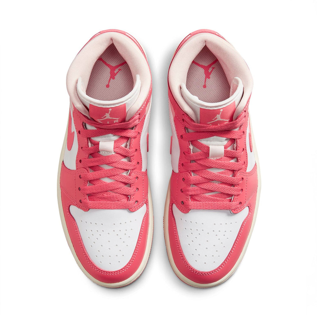 Air Jordan 1 Mid ‘Strawberries and Cream’
