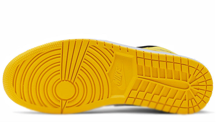 Air Jordan 1 Mid SE ‘Yellow Toe’