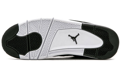 Air Jordan 4 Retro ‘Royalty’