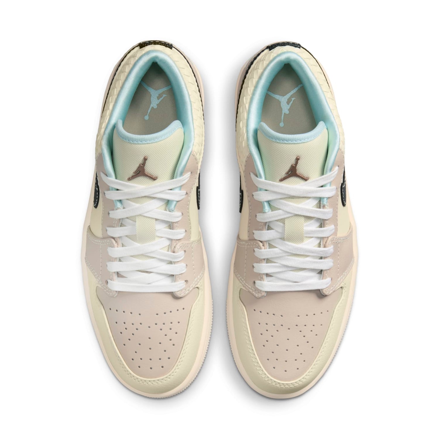 Air Jordan 1 Low SE ‘Sanddrift’