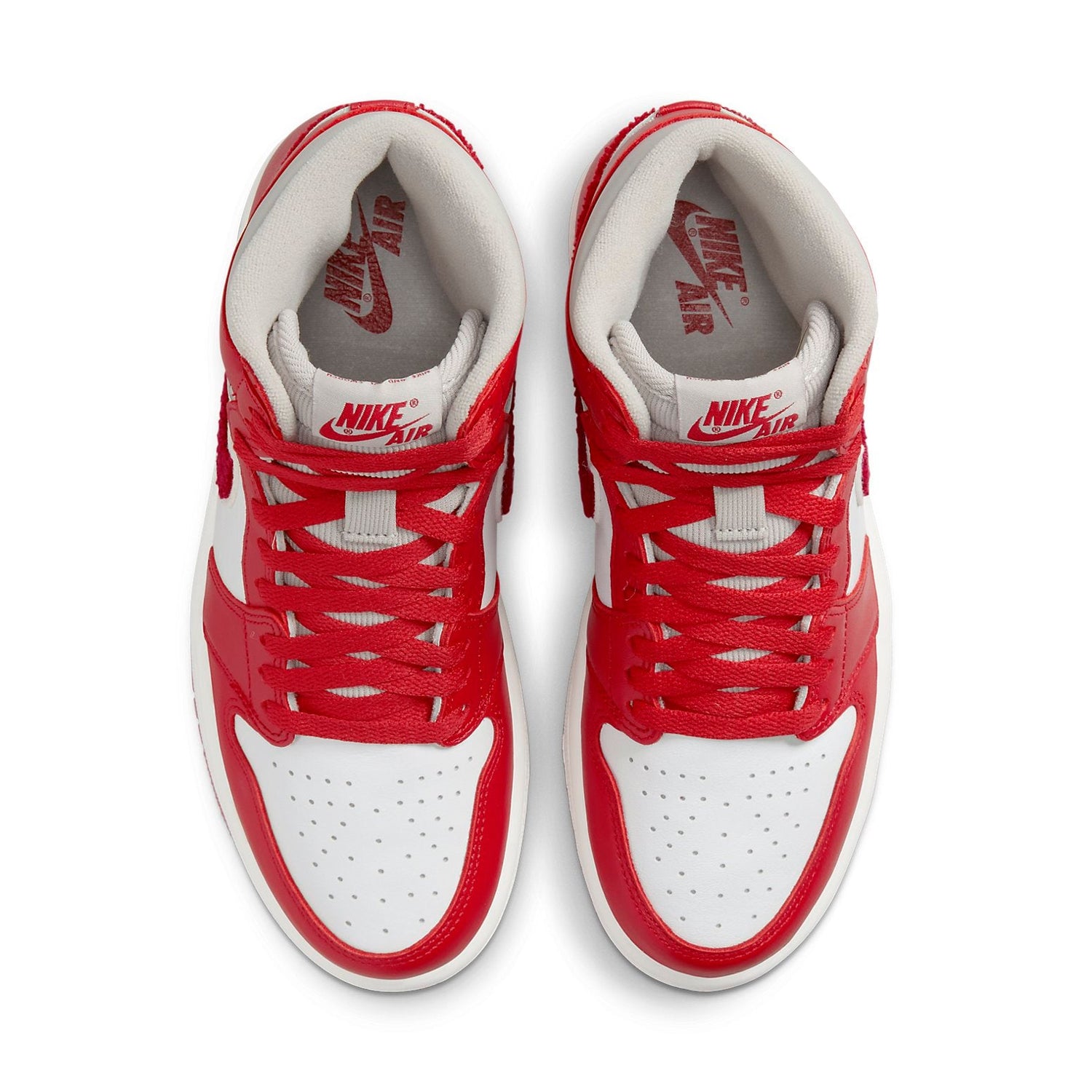 Air Jordan 1 High OG ‘Newstalgia Chenille’