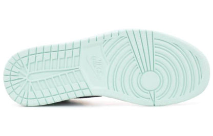 Air Jordan 1 Retro High OG NRG ‘Igloo’