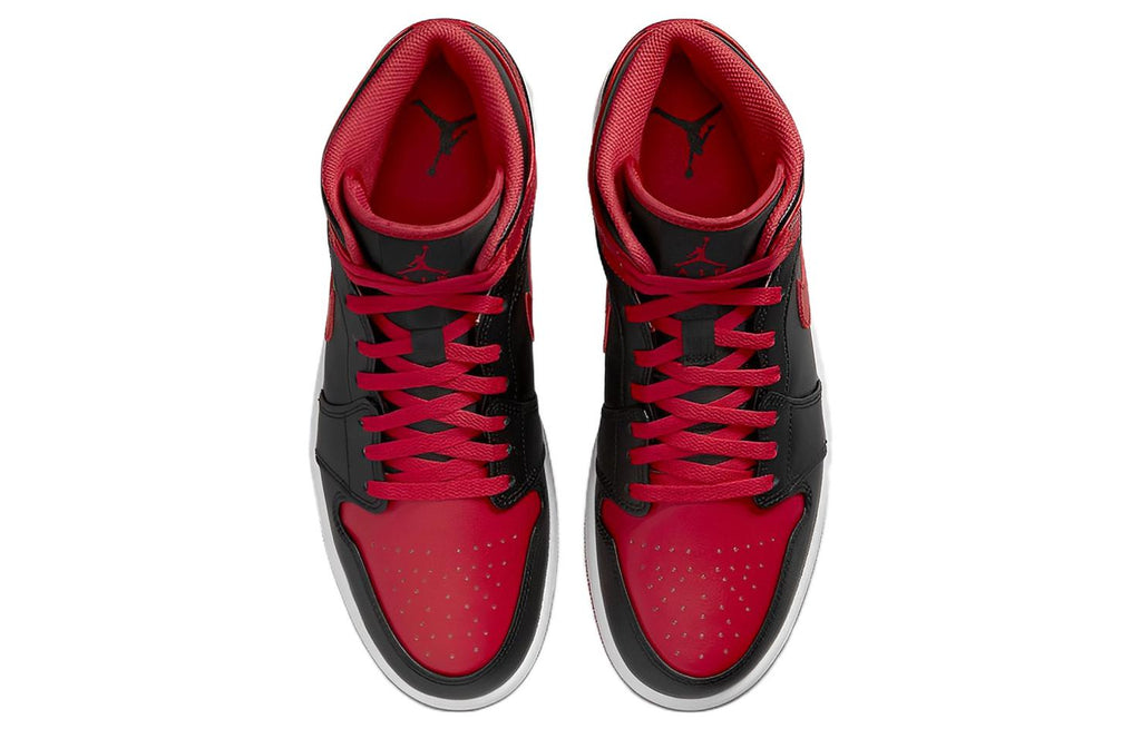Air Jordan 1 Mid ‘Alternate Bred 2022’