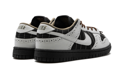 Dunk Low LX WMNS "Brogue Pinstripe" FV3642 010
