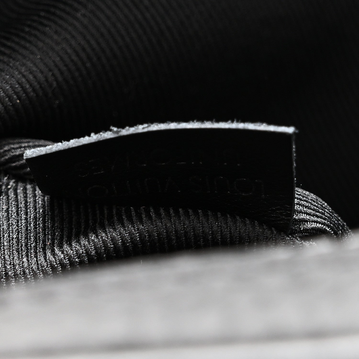 Taurillon Monogram Uniformes Solar Ray Soft Pochette Volga Belt Bag Black