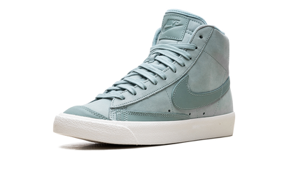 Blazer Mid WMNS "Mineral" DQ7572 300
