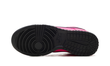 Dunk Low WMNS "Pink Blast" IV2040 600