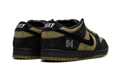 SB Dunk Low "Supreme - Camper Green" HQ8487 300