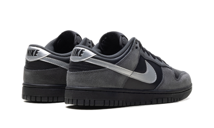 Dunk Low WMNS "Anthracite / Metallic Silver" II7636 001