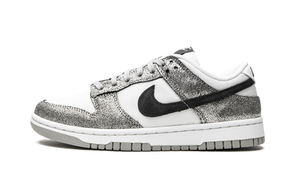 Dunk Low SE WMNS "Golden Gals" DO5882 001