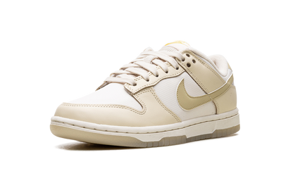 Dunk Low WMNS "Team Gold" FZ2552 100