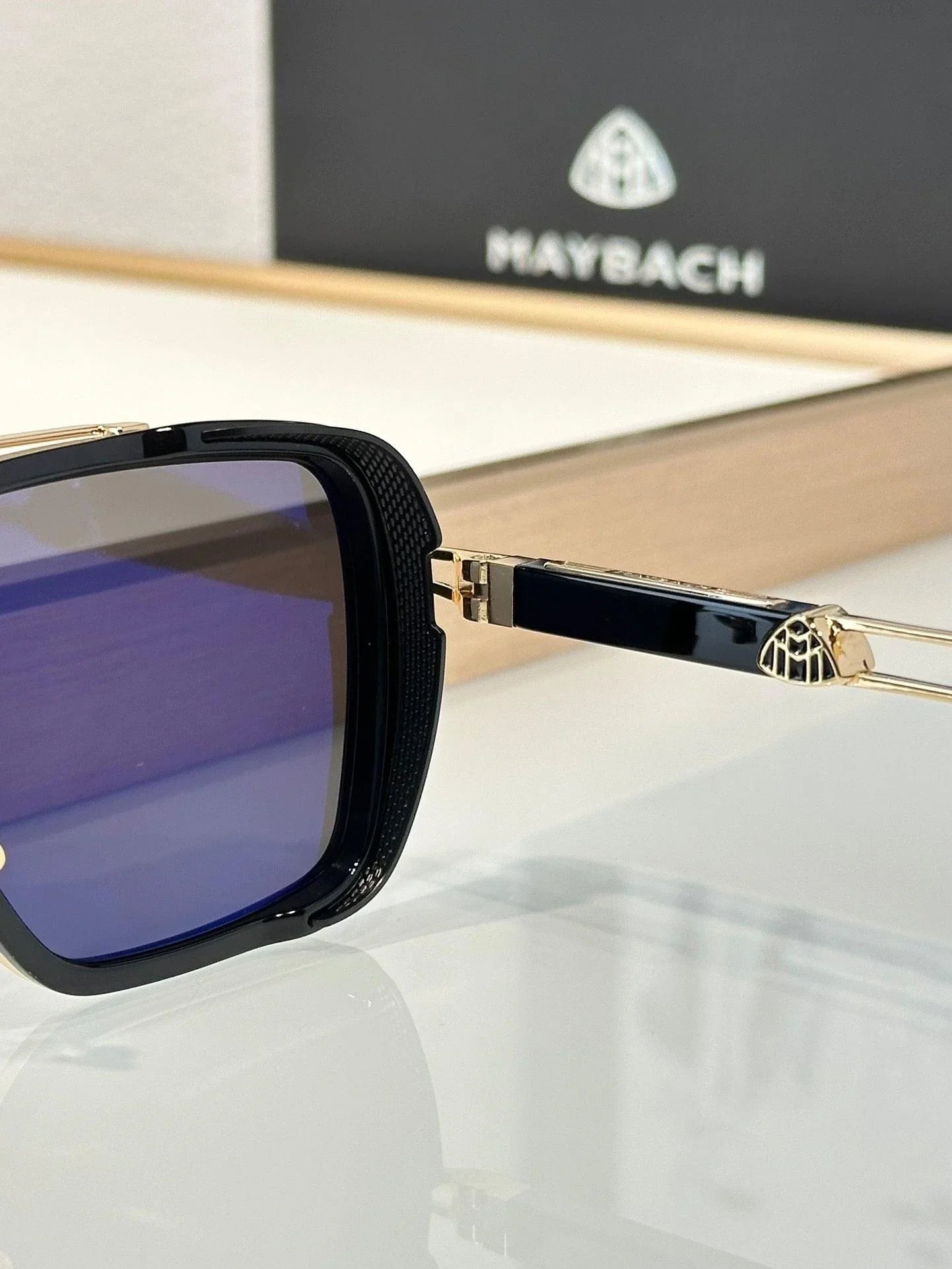MAYBACH Gawa The AMARI Mirror Zeiss Lenses 👑