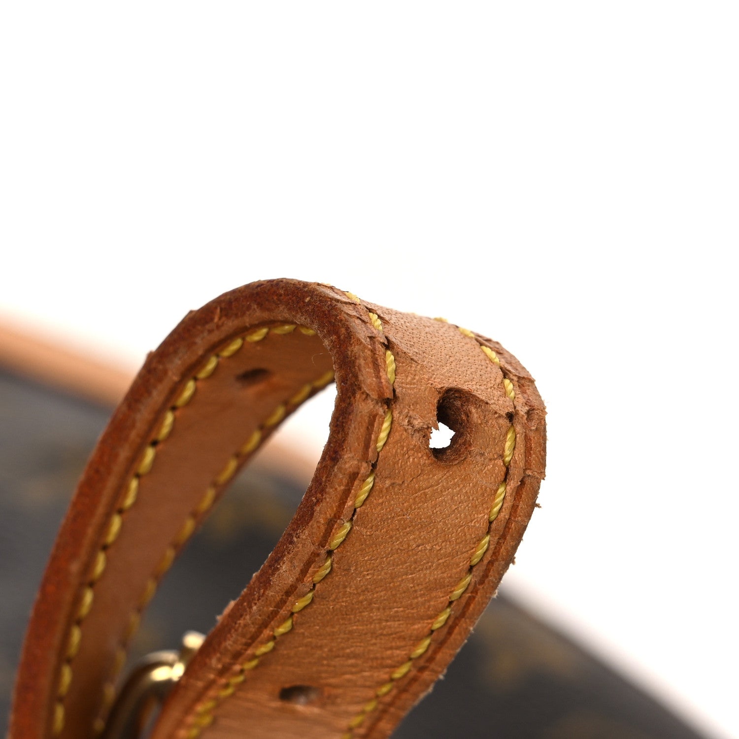 Monogram Petit Bucket 23