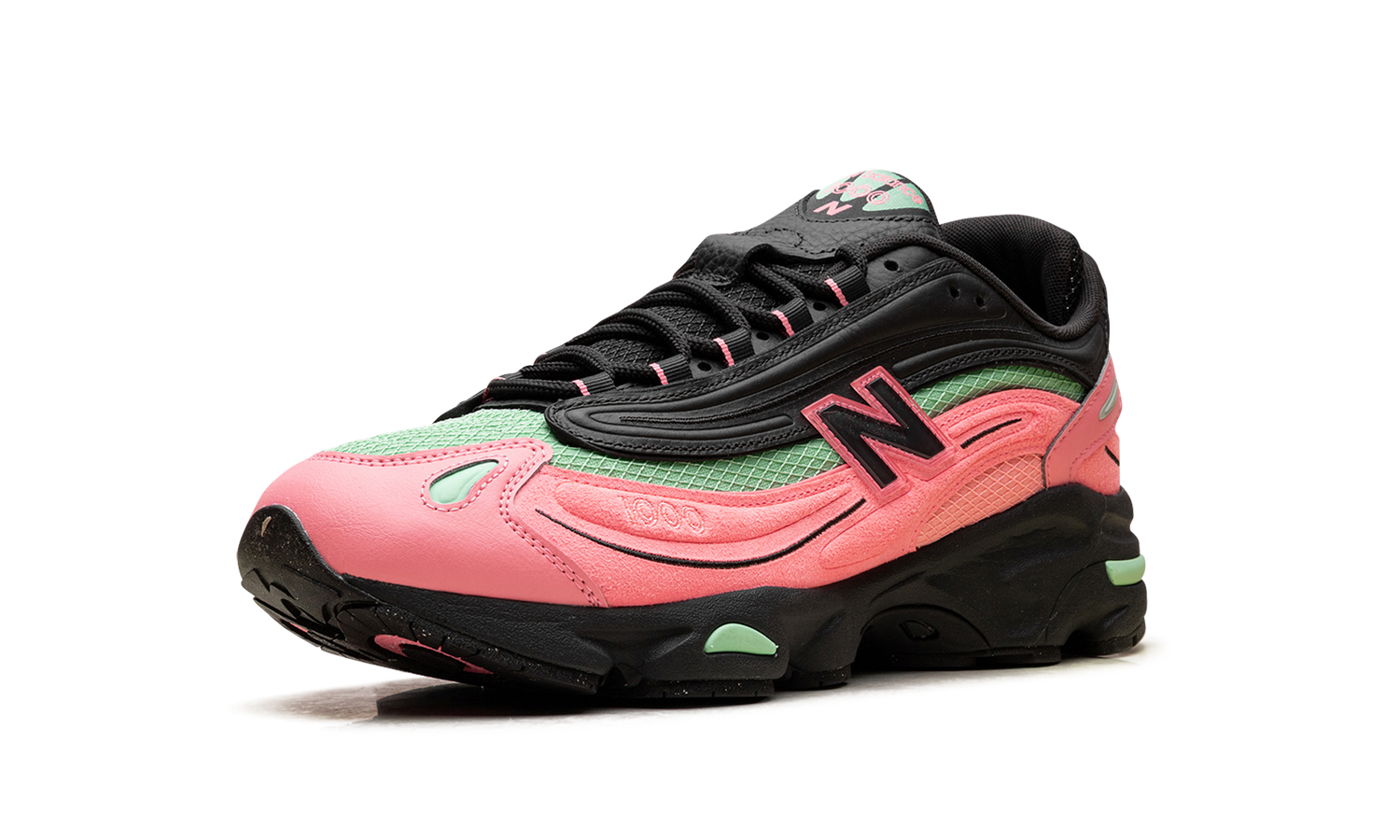1000 "Black / Pink - Footlocker Exclusive" M1000FDM