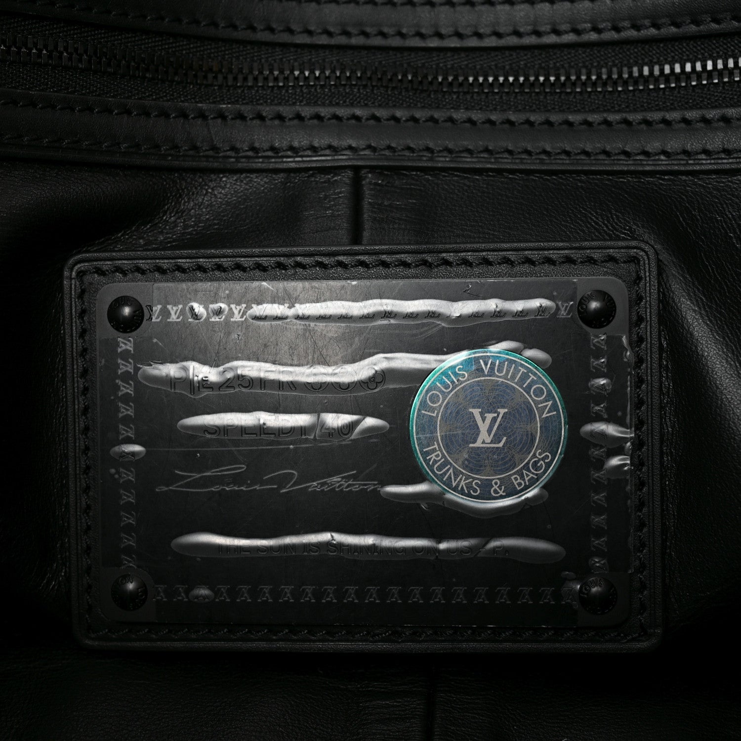 Calfskin Monogram Speedy P9 Bandouliere 40 Ultra Black