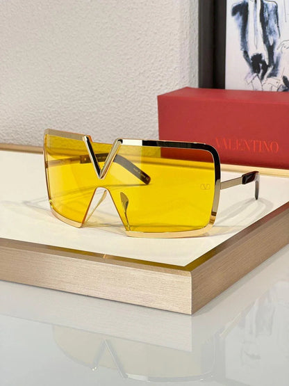 Valentino - V - Romask Iconic Oversized Mask Sunglasses✨