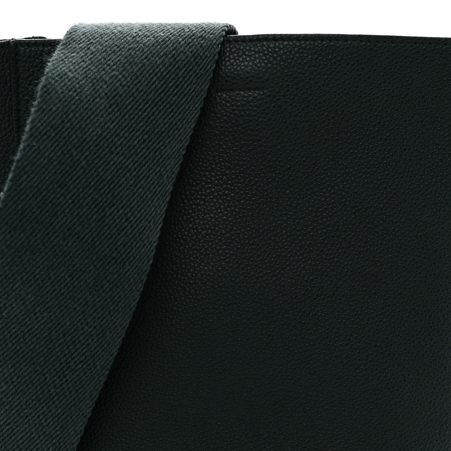 Soft Grained Calfskin Small Sangle Bucket Bag Amazone