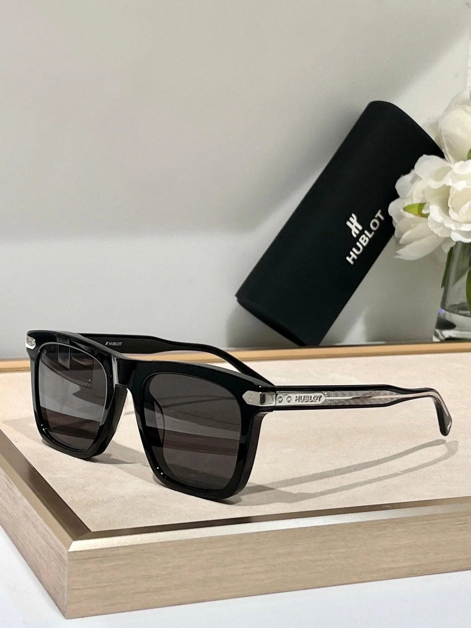 HUBLOT H062 Light Mirror Zeiss Lenses🔱
