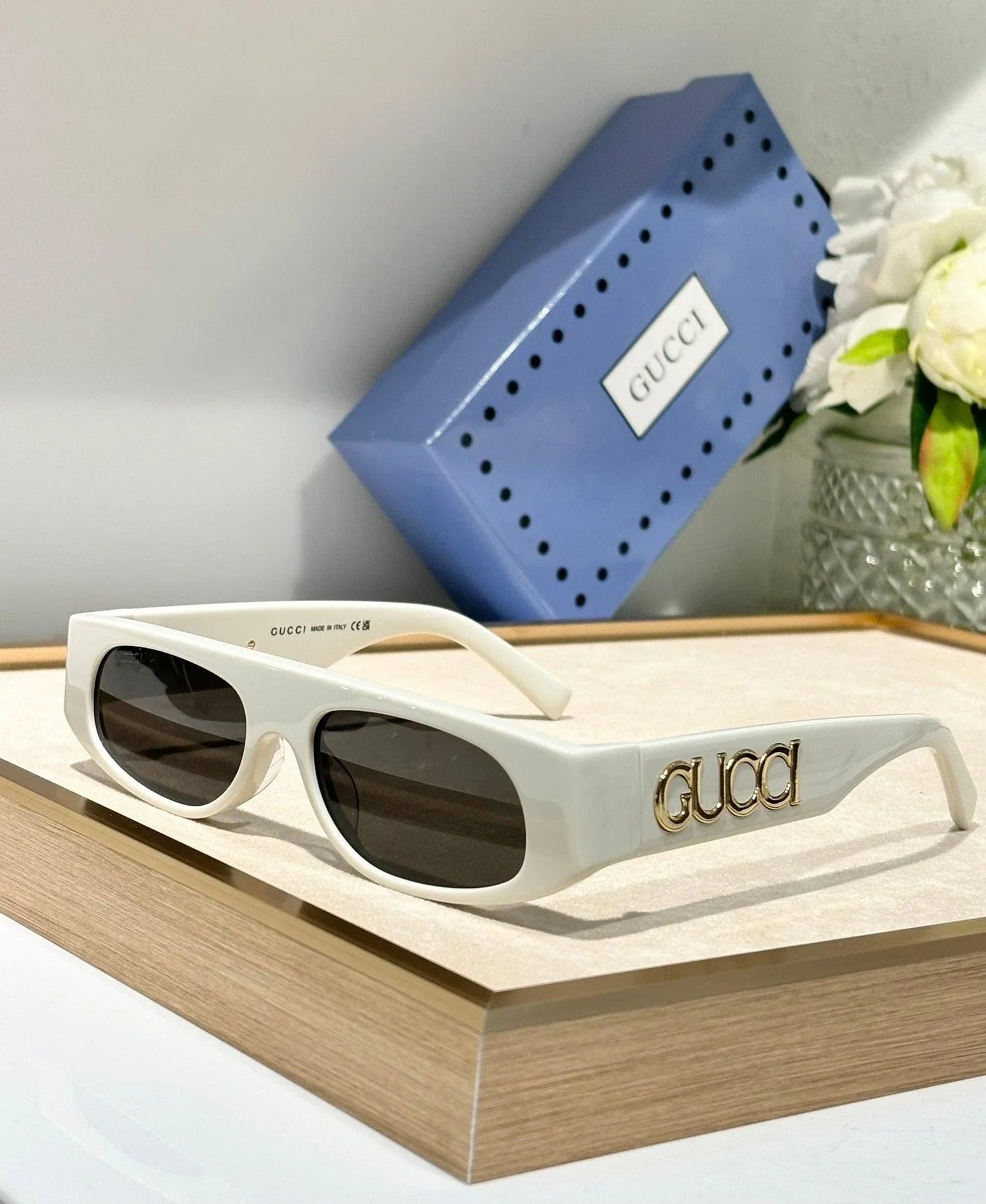 Gucci Cat-Eye Frame GG1771 S Women&