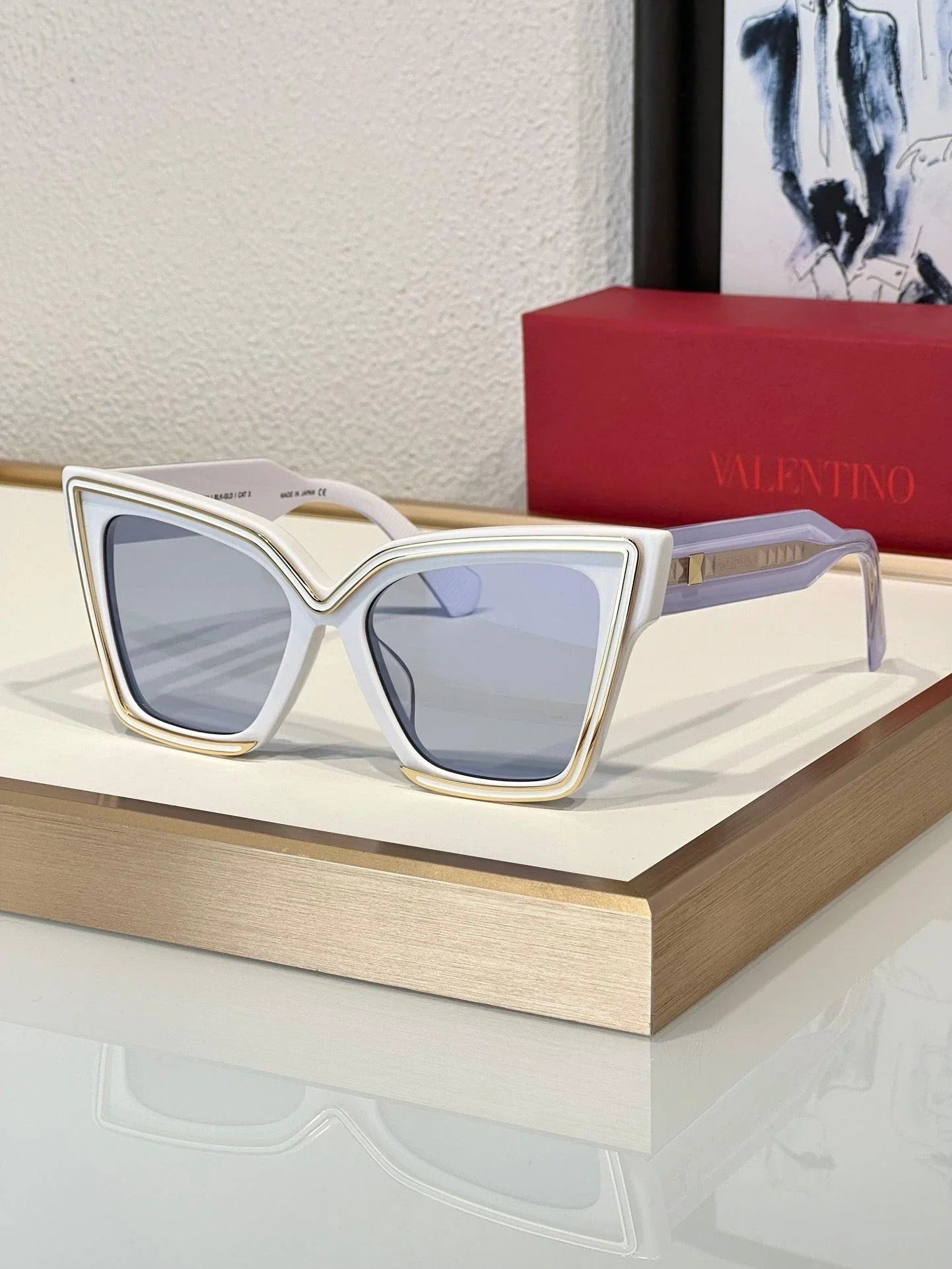 New Season $810 VALENTINO V - GRACE OVERSIZED CATEYE ACETATE FRAME Sunglasses✨