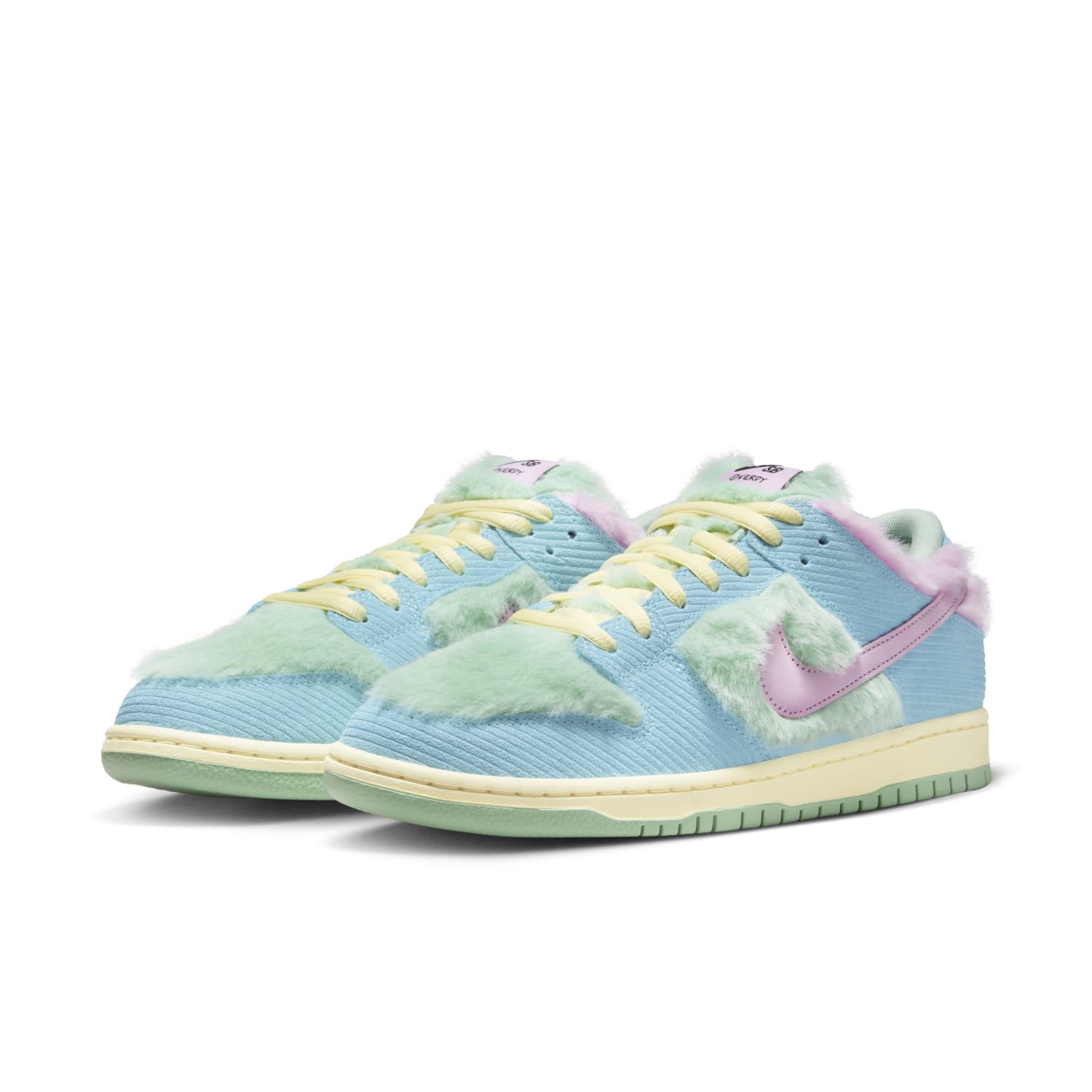 Nike x Verdy SB Dunk Low ‘Visty’