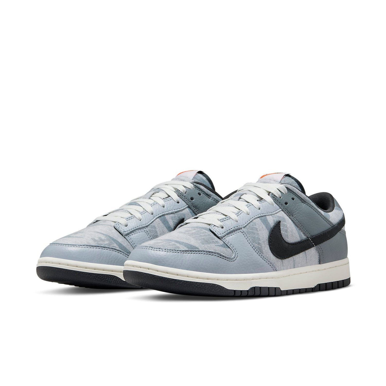 Nike Dunk Low ‘Copy Paste’
