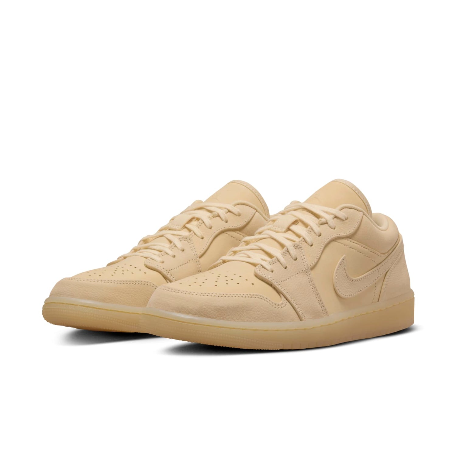 Air Jordan 1 Low SE ‘Sand’