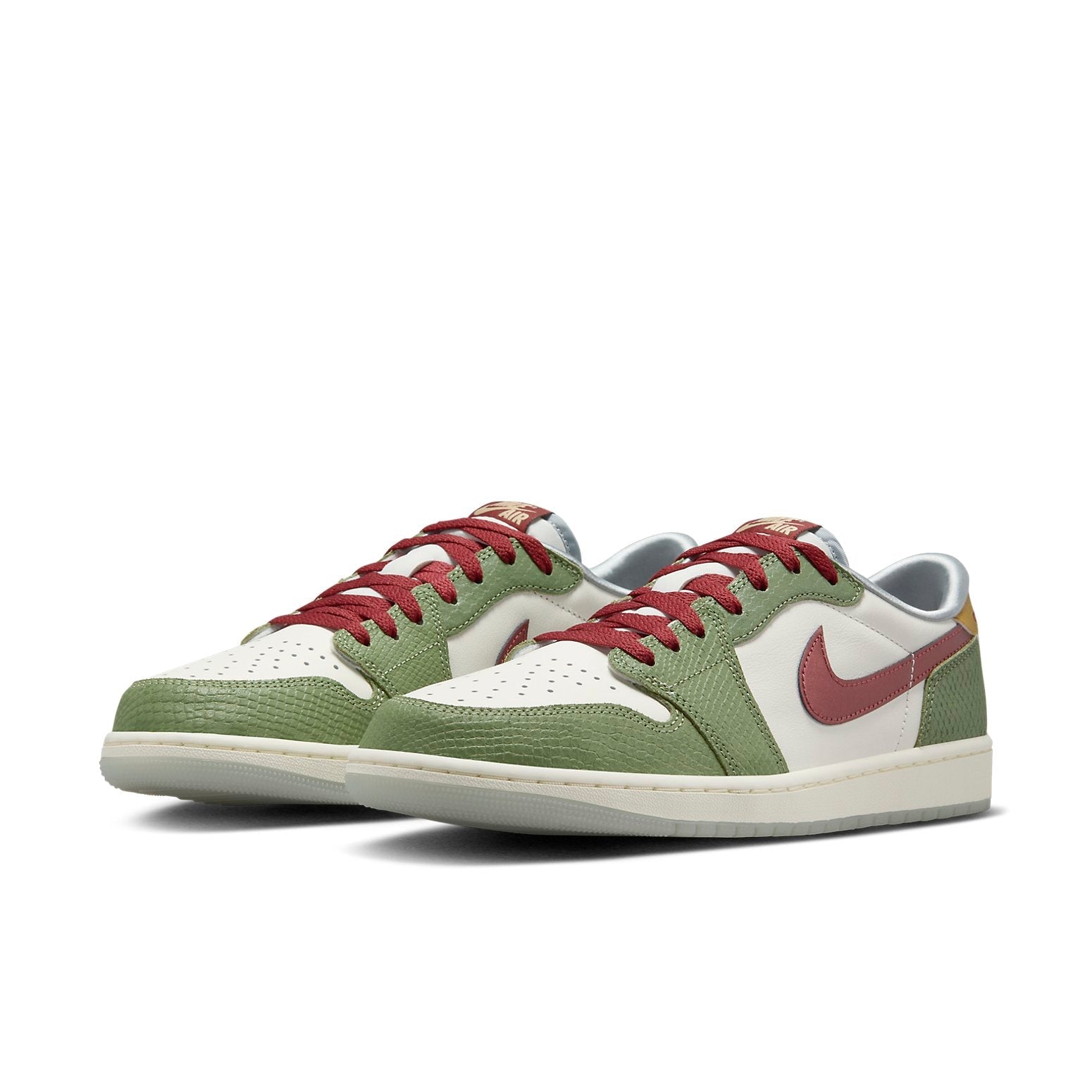 Air Jordan 1 Low OG ‘Chinese New Year-Year of the Dragon’