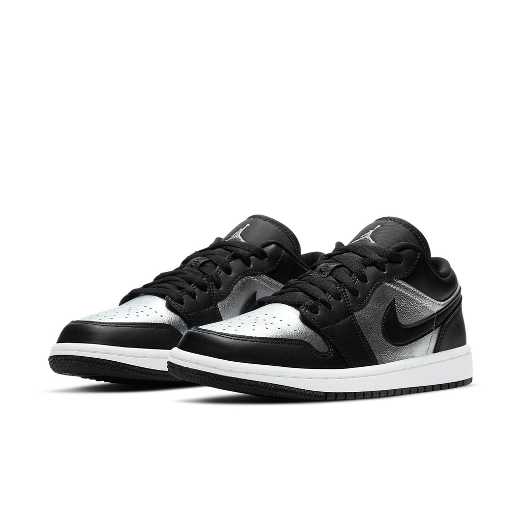 Air Jordan 1 Low SE ‘Silver Toe’