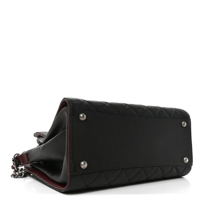 Caviar Quilted Medium CC Bucket Bag Black