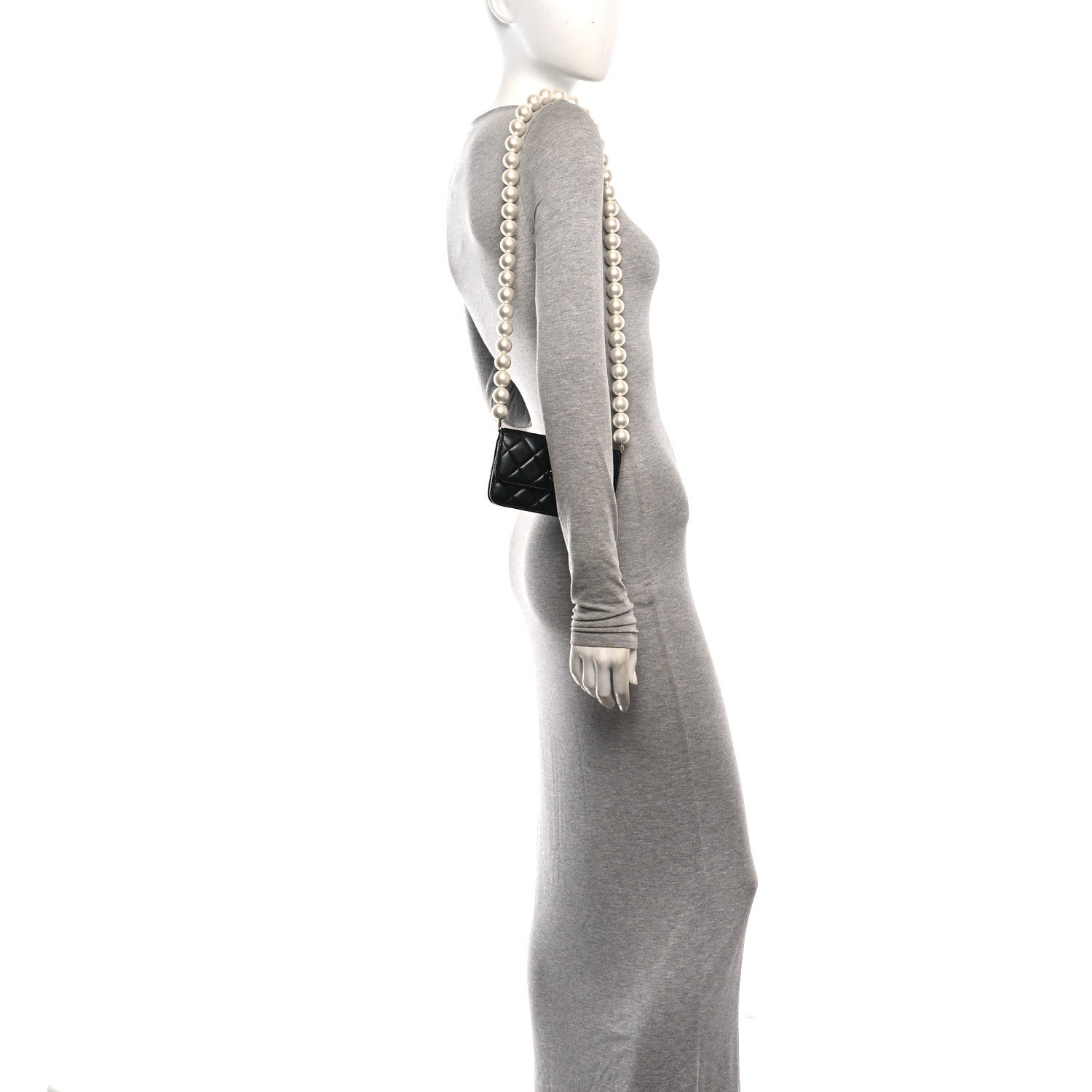 Calfskin Quilted Maxi Pearls Clutch With Chain Black