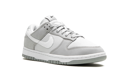 DUNK LOW LX NBHD WMNS "Light Smoke Grey" FB7720 002