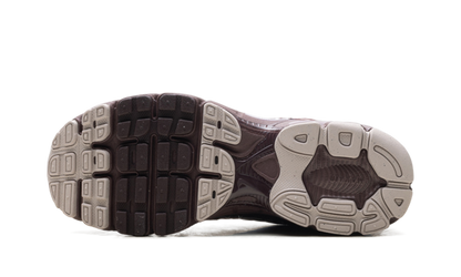 Air Max Moto 2k SE WMNS "Tattoo Burgundy Crush" IO4862 500