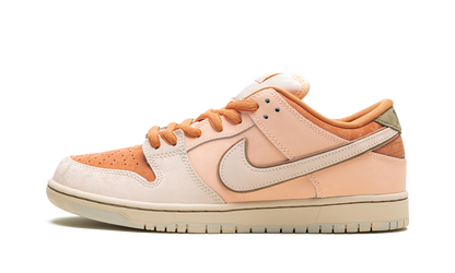 Nike SB Dunk Low Pro PRM "Guava Ice" FV5926 200